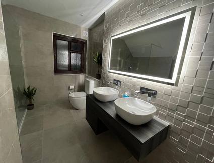 wall floor tiles th